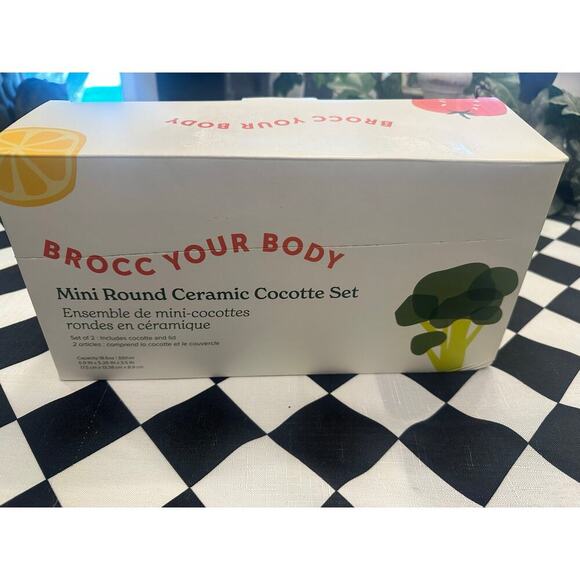 Brocc Your Body Mini Round Ceramic Cocotte Set Green and White Lids NEW IN BOX - Picture 3 of 4